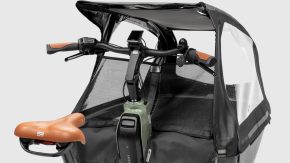 Lovens-Rain-Cover-Rear-View-grey-bg