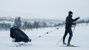 Thule-chariot-2-cross-country-skiing-kit-6 Thule-chariot-2-cross-country-skiing-kit-6