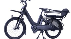 Breeze_Black_detailed_left Breeze_Black_detailed_left.jpg